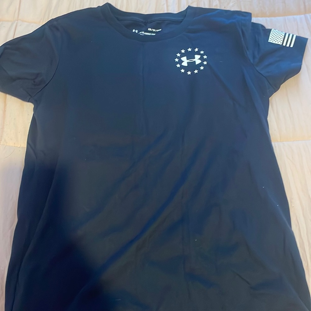 Under Armour T Shirt